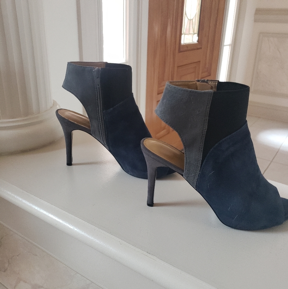 Beautiful suede blue heels from Nine West.